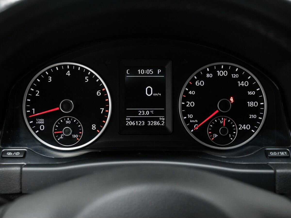 Купить Volkswagen Tiguan с пробегом. Фото: #20
