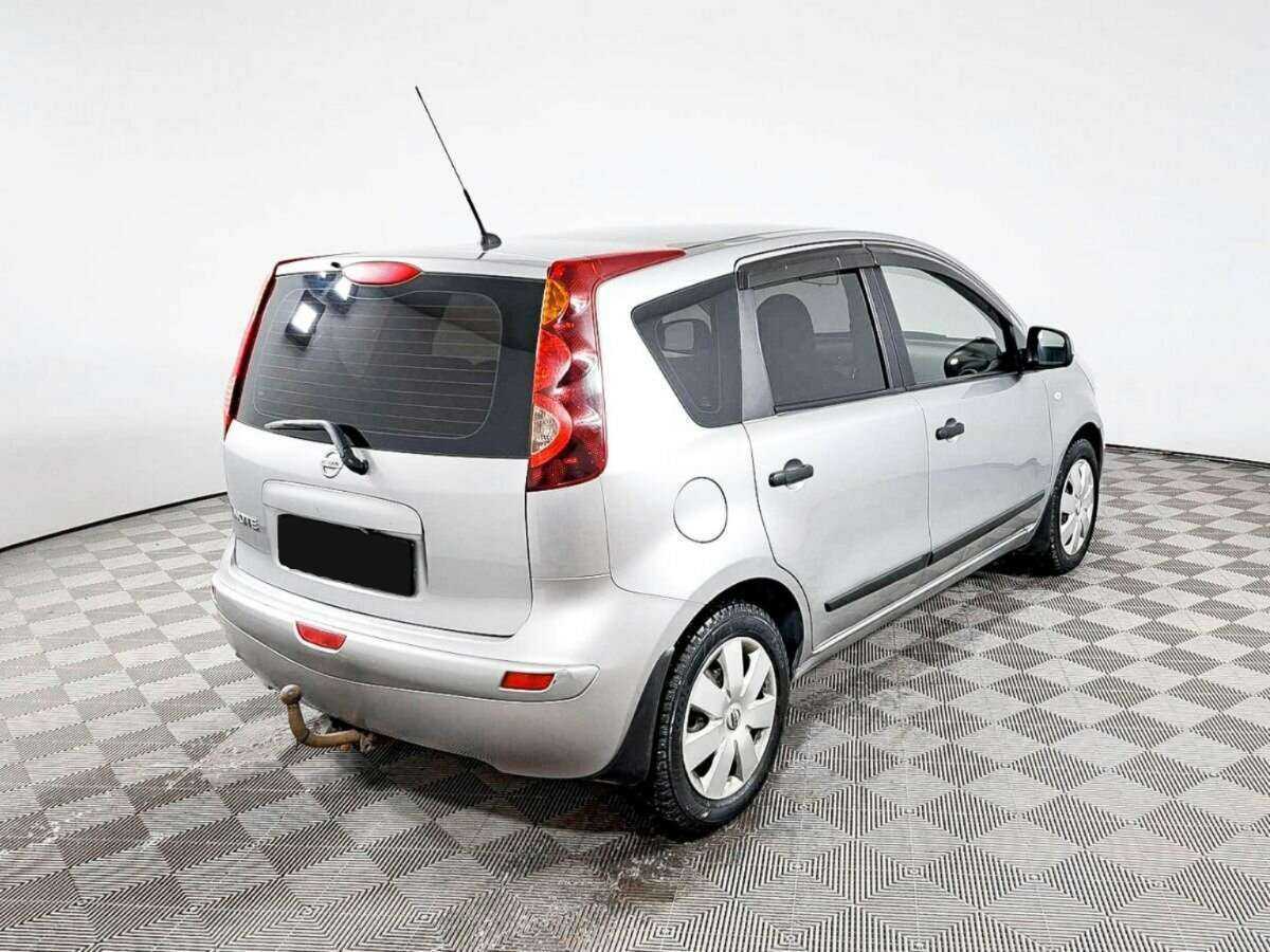 Купить Nissan Note с пробегом. Фото: #3