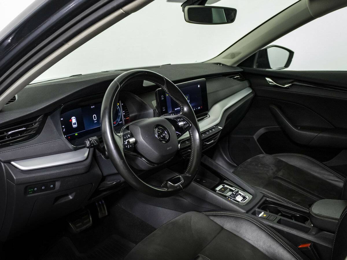Купить Skoda Octavia с пробегом. Фото: #8