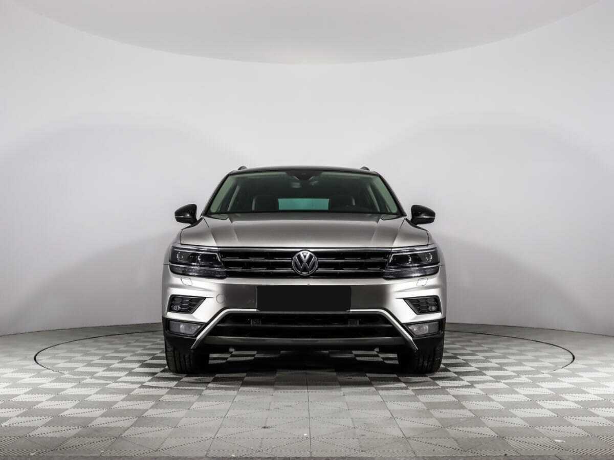 Купить Volkswagen Tiguan с пробегом. Фото: #1