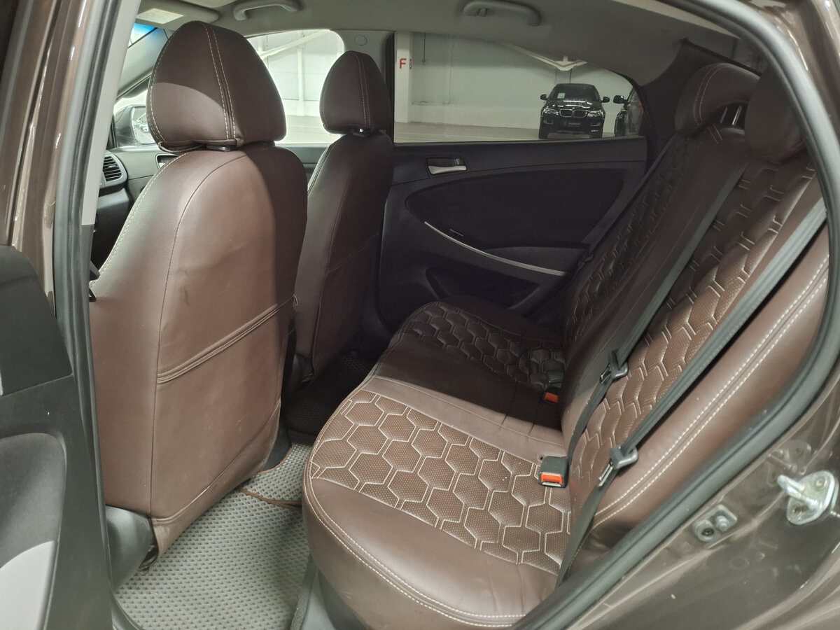 Купить Hyundai Solaris с пробегом. Фото: #11