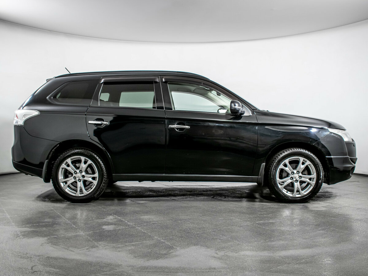 Купить Mitsubishi Outlander с пробегом. Фото: #3