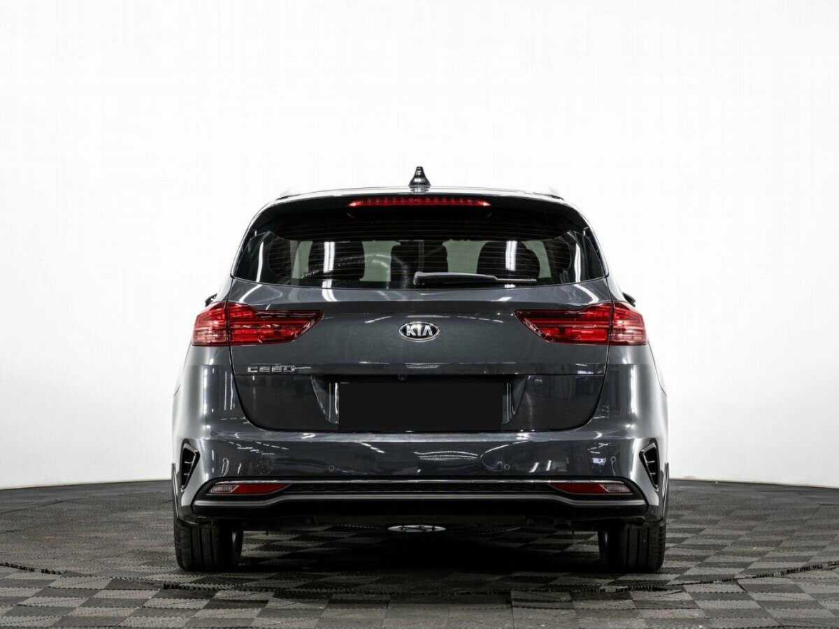 Купить Kia Ceed с пробегом. Фото: #4