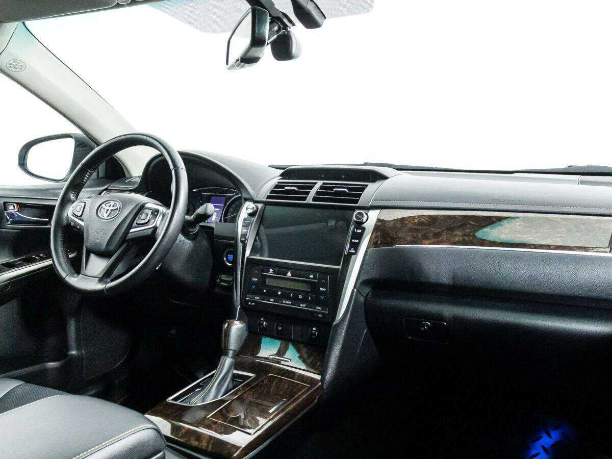 Купить Toyota Camry с пробегом. Фото: #8