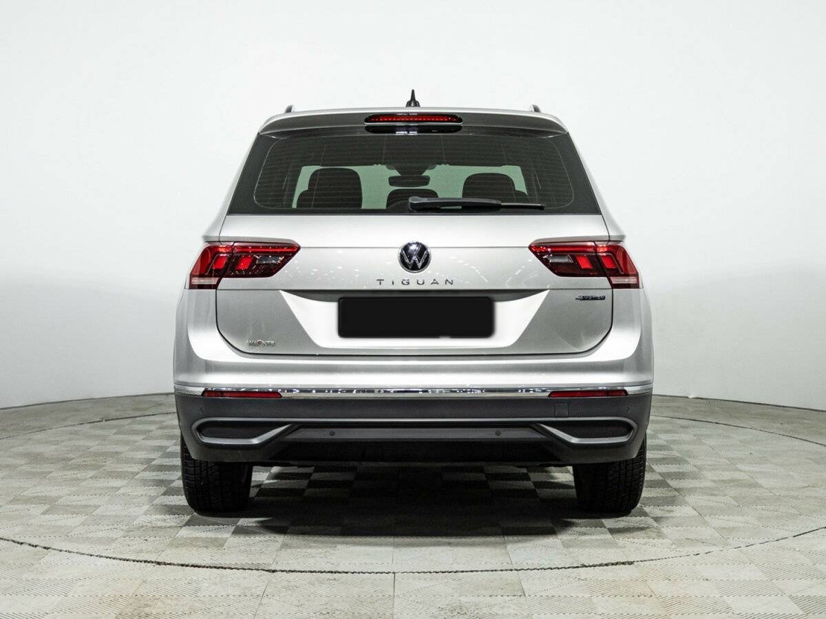Купить Volkswagen Tiguan с пробегом. Фото: #5