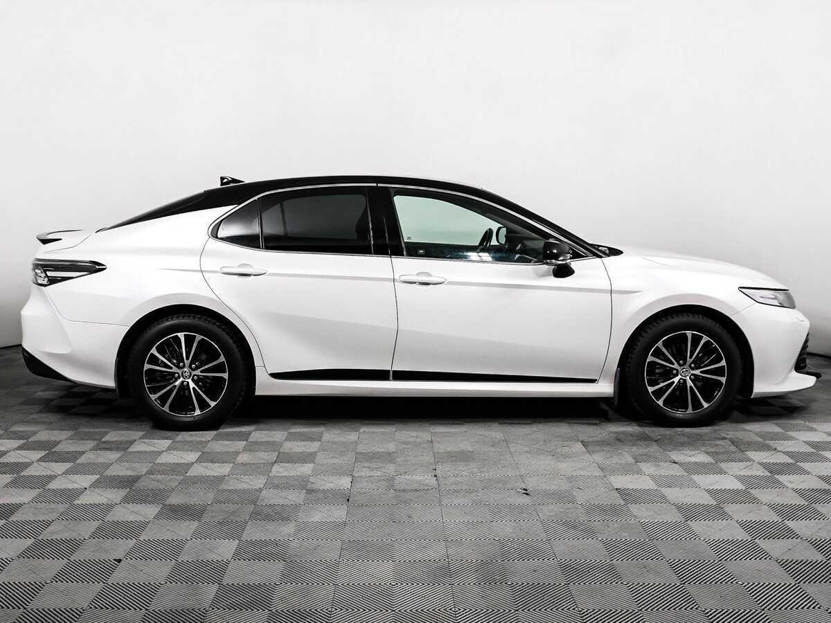 Купить Toyota Camry с пробегом. Фото: #3