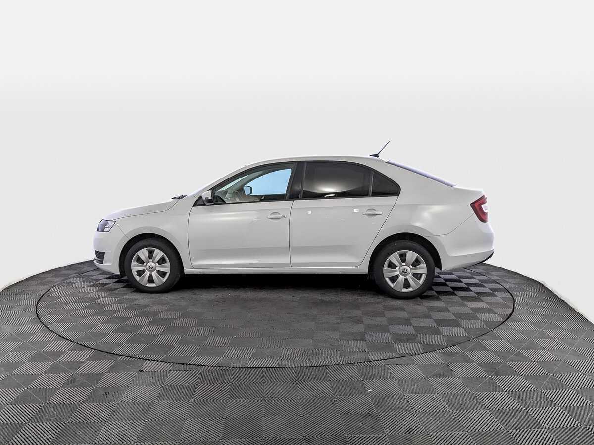 Купить Skoda Rapid с пробегом. Фото: #7
