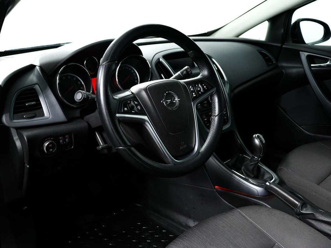 Купить Opel Astra с пробегом. Фото: #12