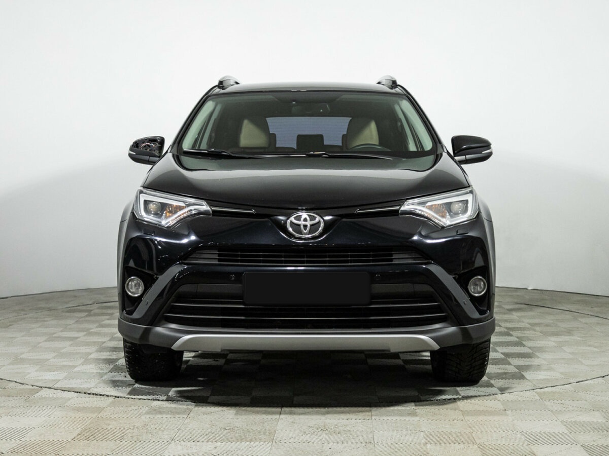 Купить Toyota RAV4 с пробегом. Фото: #1