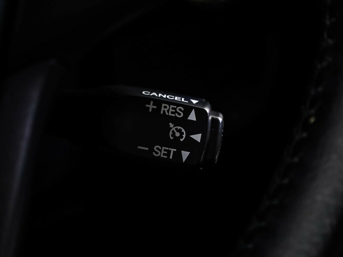 Купить Toyota Camry с пробегом. Фото: #14