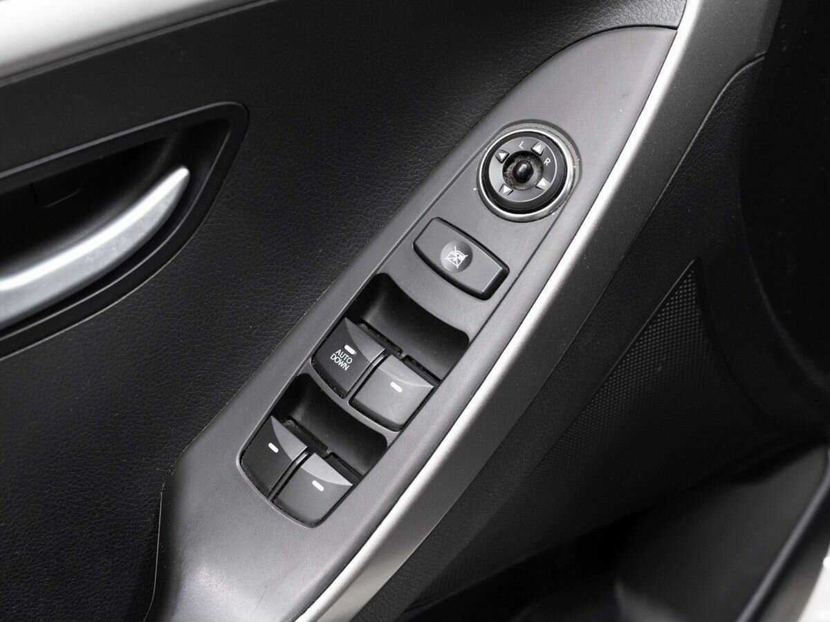 Купить Hyundai i30 с пробегом. Фото: #14