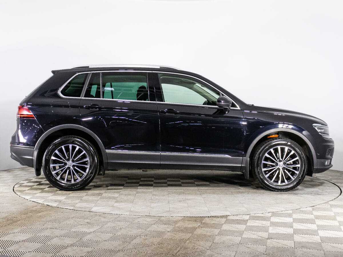 Купить Volkswagen Tiguan с пробегом. Фото: #3