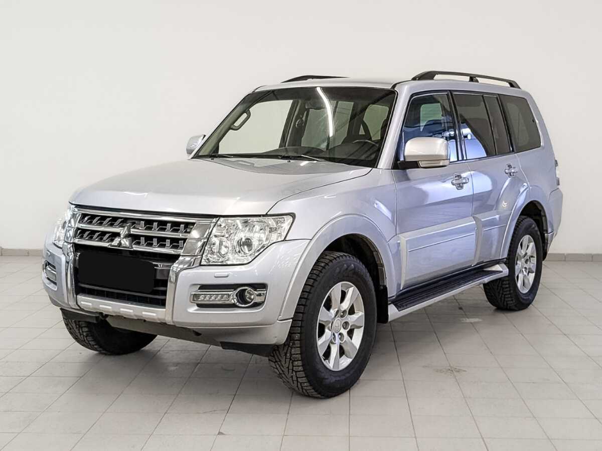 Купить Mitsubishi Pajero с пробегом. Фото: #0