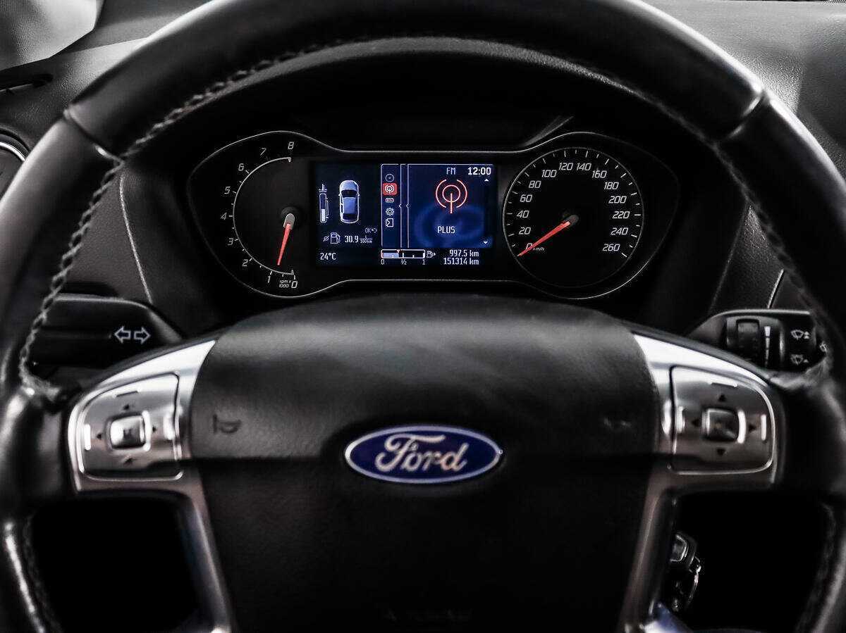 Купить Ford Mondeo с пробегом. Фото: #15