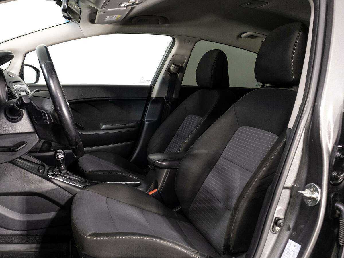 Купить Kia Cerato с пробегом. Фото: #12