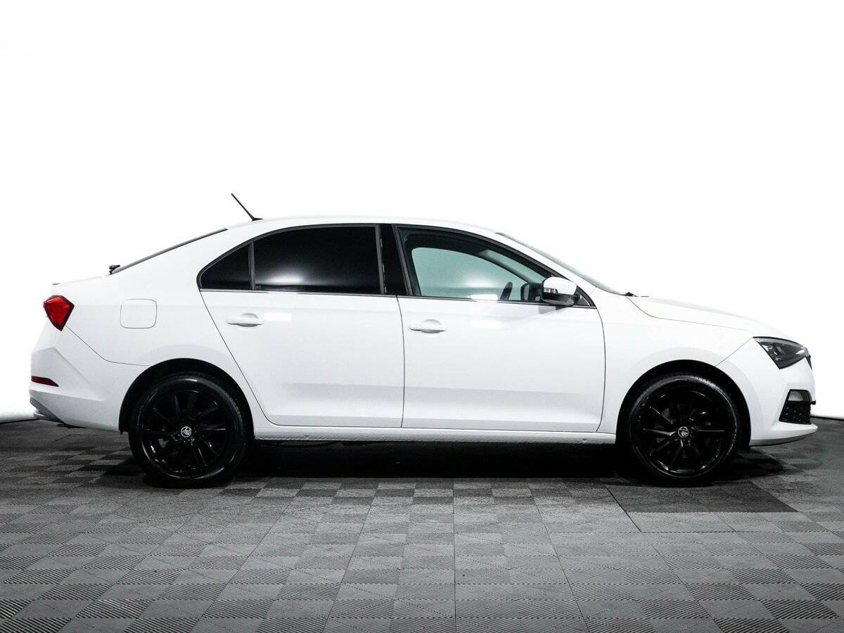 Купить Skoda Rapid с пробегом. Фото: #3