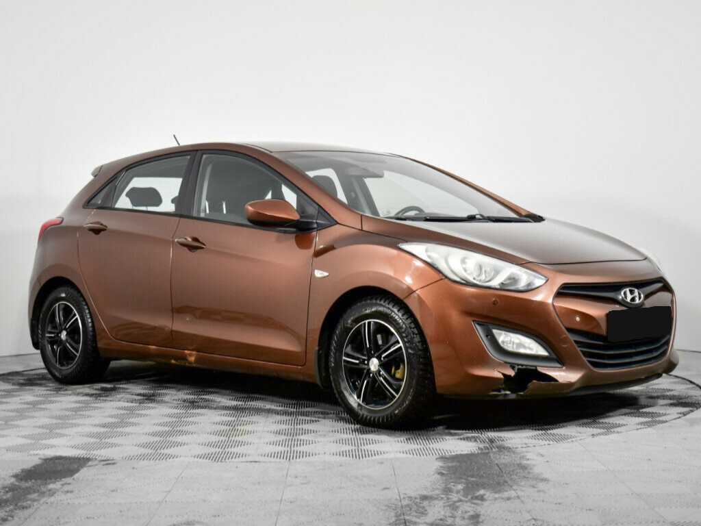 Купить Hyundai i30 с пробегом. Фото: #2