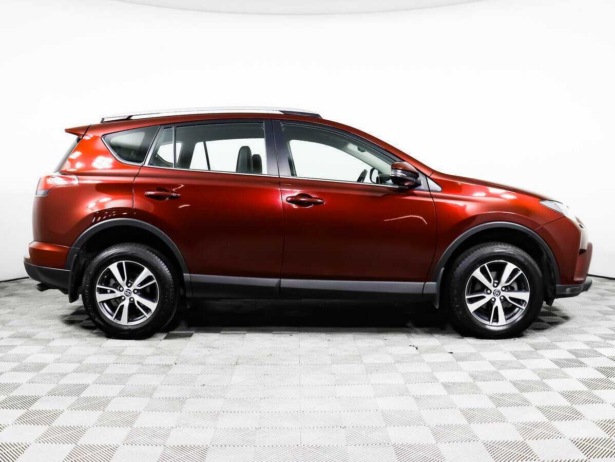 Купить Toyota RAV4 с пробегом. Фото: #3