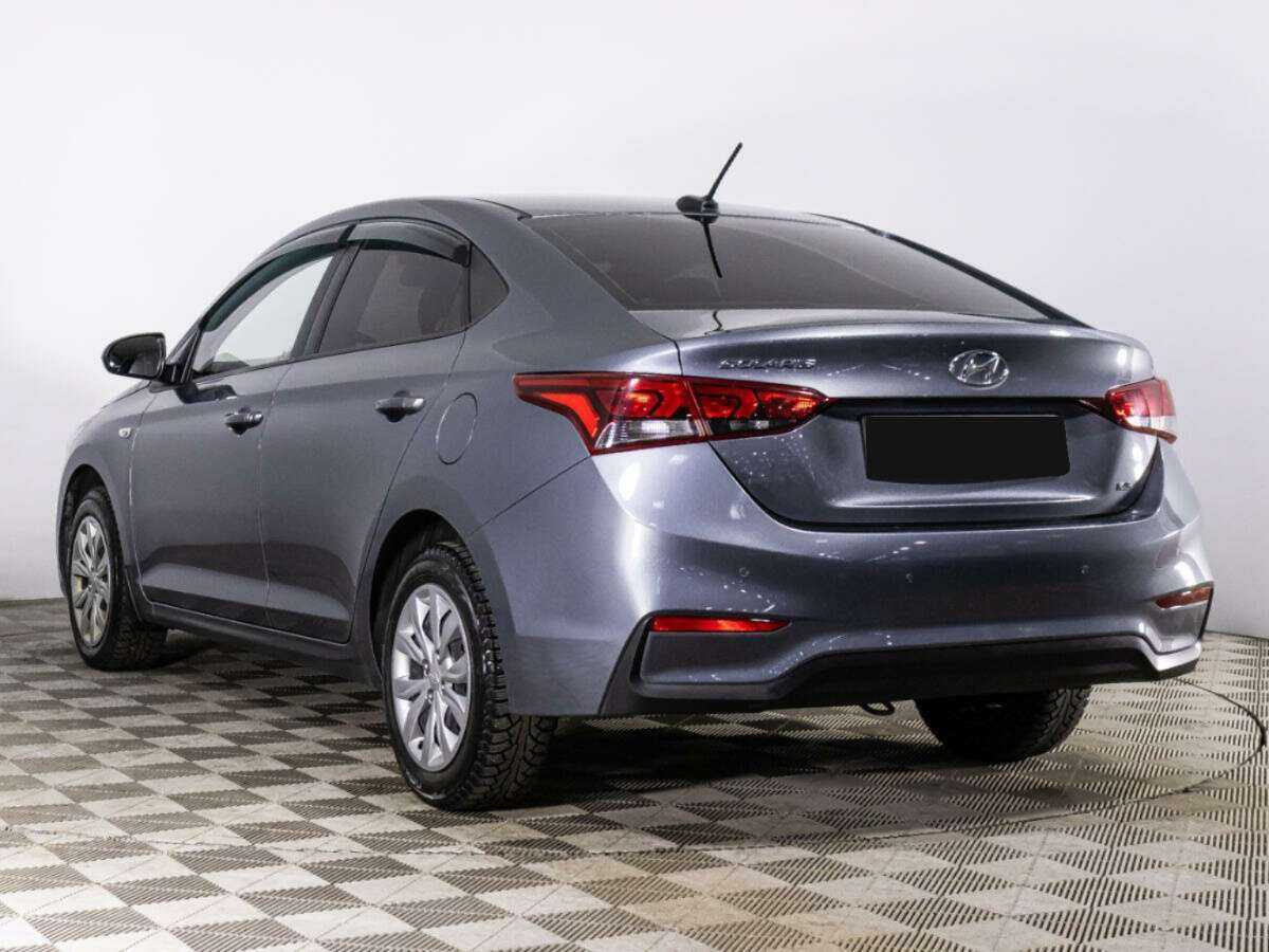 Купить Hyundai Solaris с пробегом. Фото: #6
