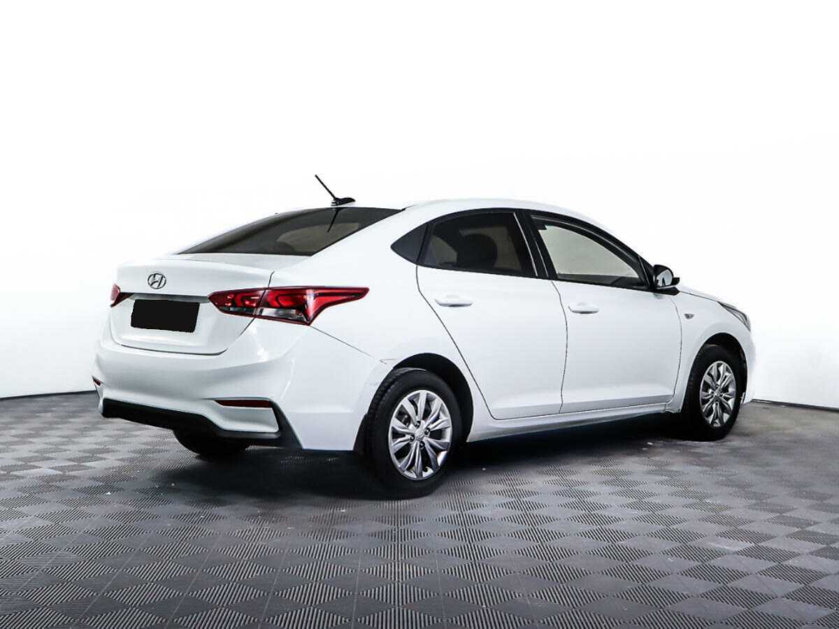 Купить Hyundai Solaris с пробегом. Фото: #4