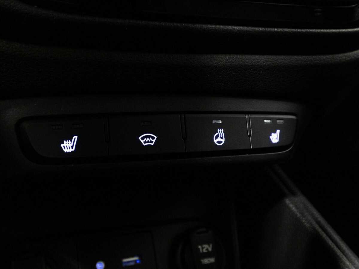 Купить Hyundai Solaris с пробегом. Фото: #14