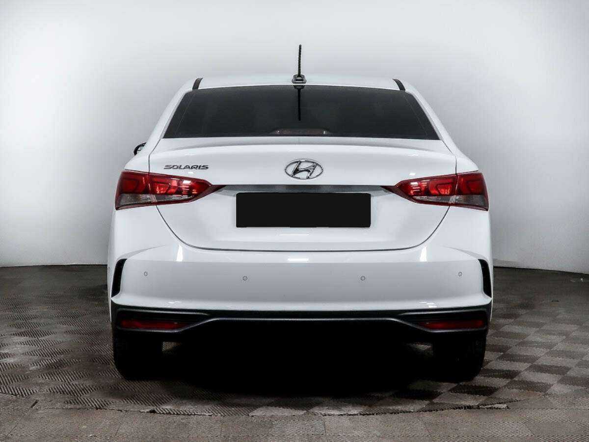 Купить Hyundai Solaris с пробегом. Фото: #4