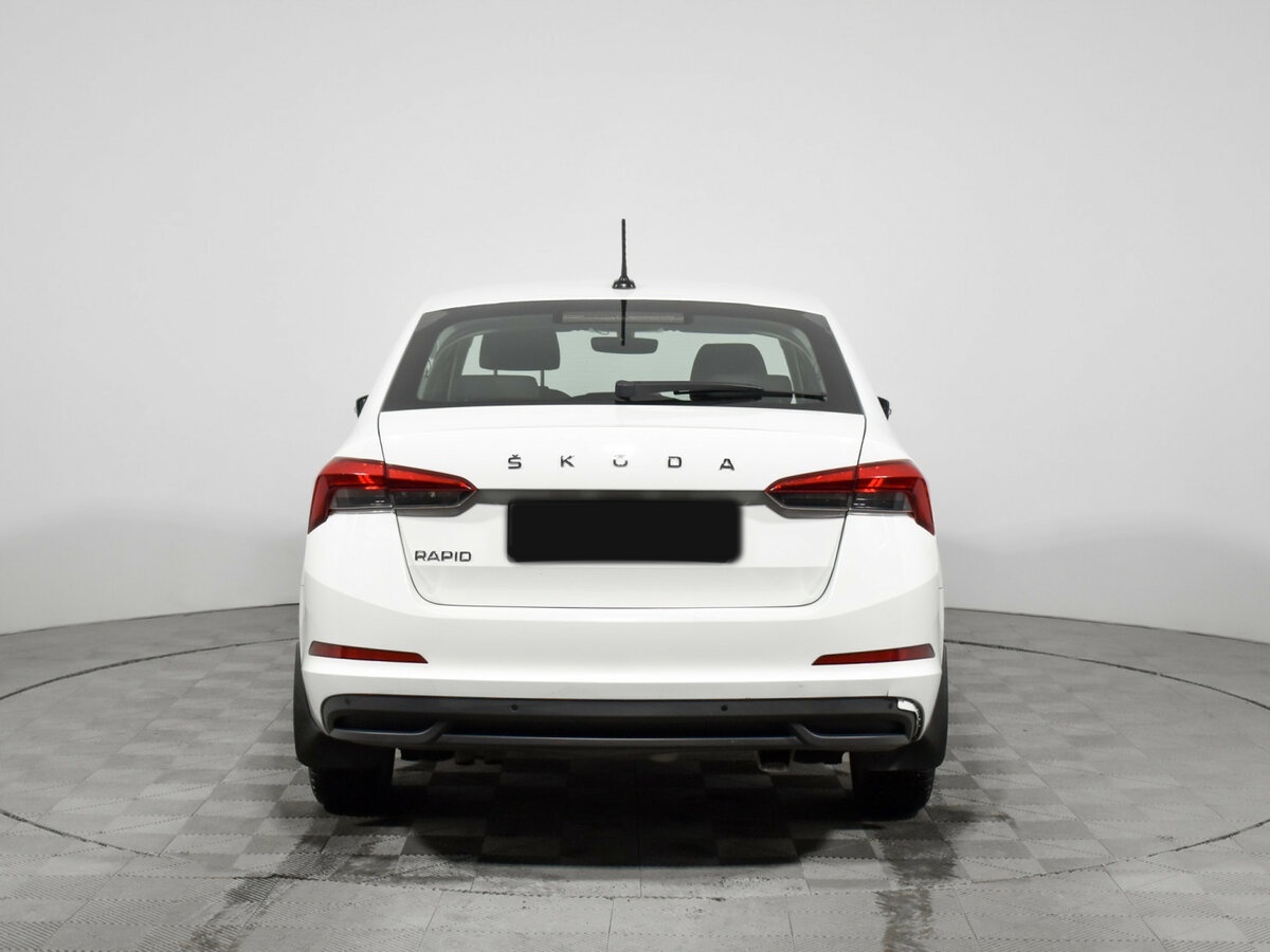 Купить Skoda Rapid с пробегом. Фото: #5