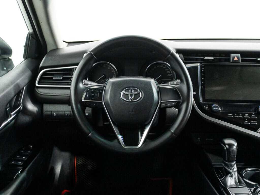 Купить Toyota Camry с пробегом. Фото: #17