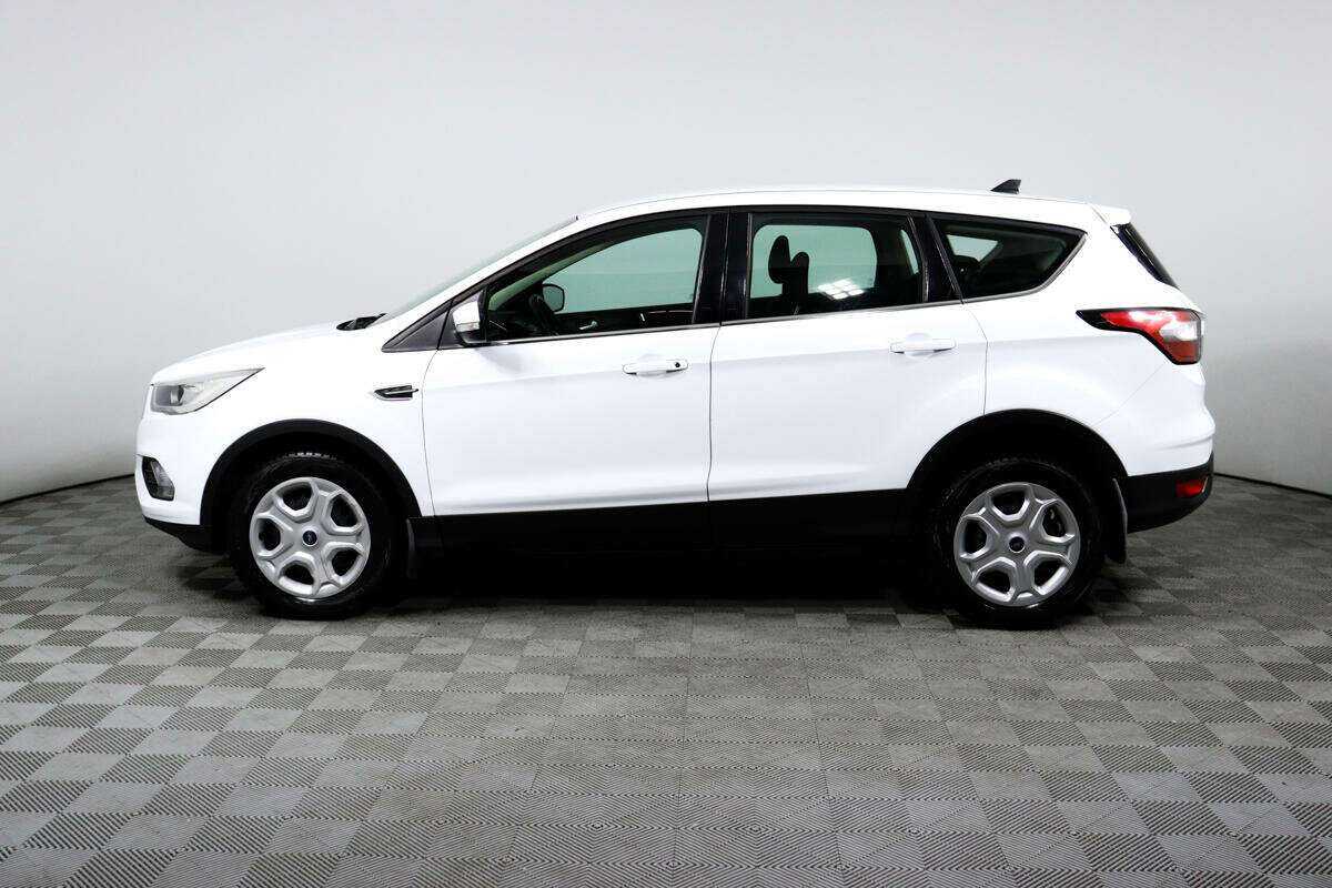 Купить Ford Kuga с пробегом. Фото: #7