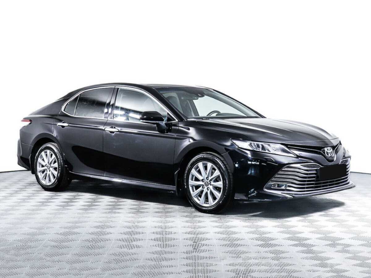 Купить Toyota Camry с пробегом. Фото: #1