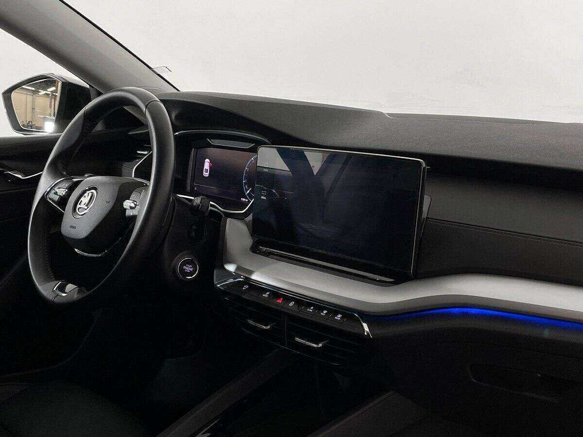 Купить Skoda Octavia с пробегом. Фото: #6