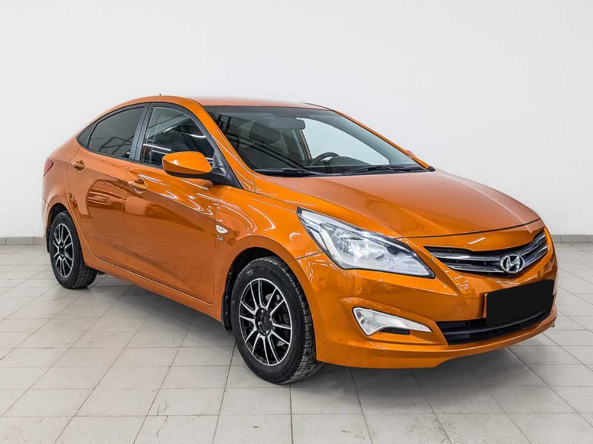 Купить Hyundai Solaris с пробегом. Фото: #2