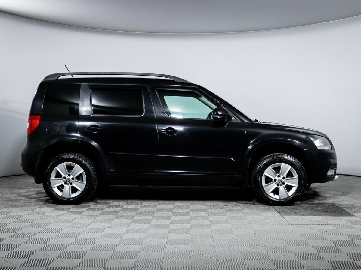 Купить Skoda Yeti с пробегом. Фото: #3