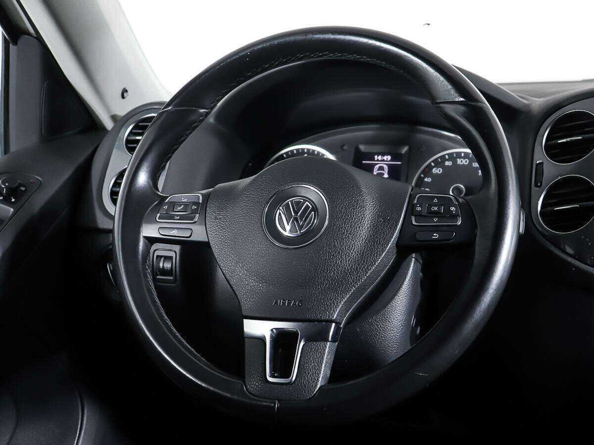 Купить Volkswagen Tiguan с пробегом. Фото: #14