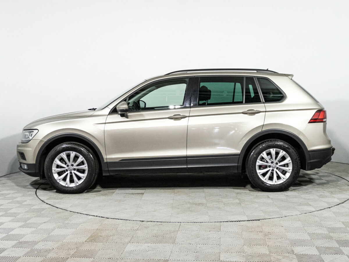 Купить Volkswagen Tiguan с пробегом. Фото: #7