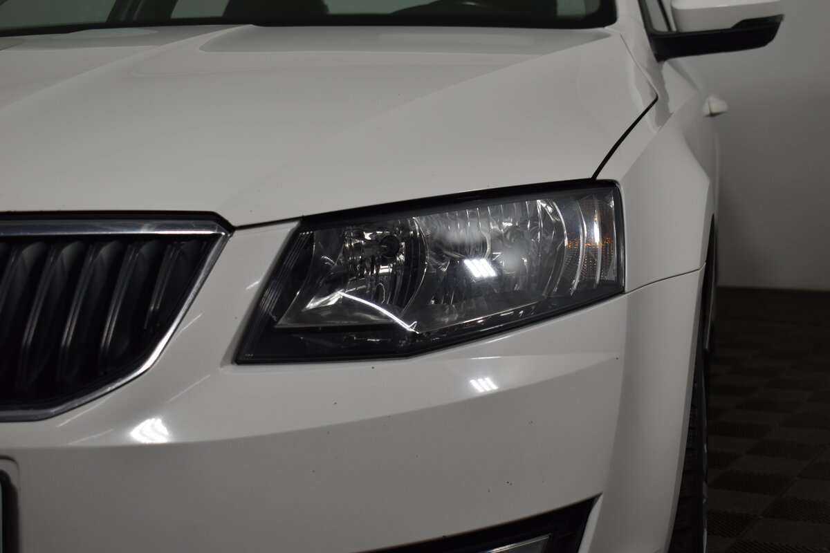 Купить Skoda Octavia с пробегом. Фото: #6