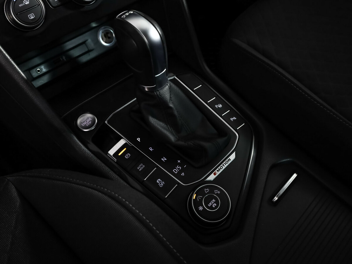 Купить Volkswagen Tiguan с пробегом. Фото: #16