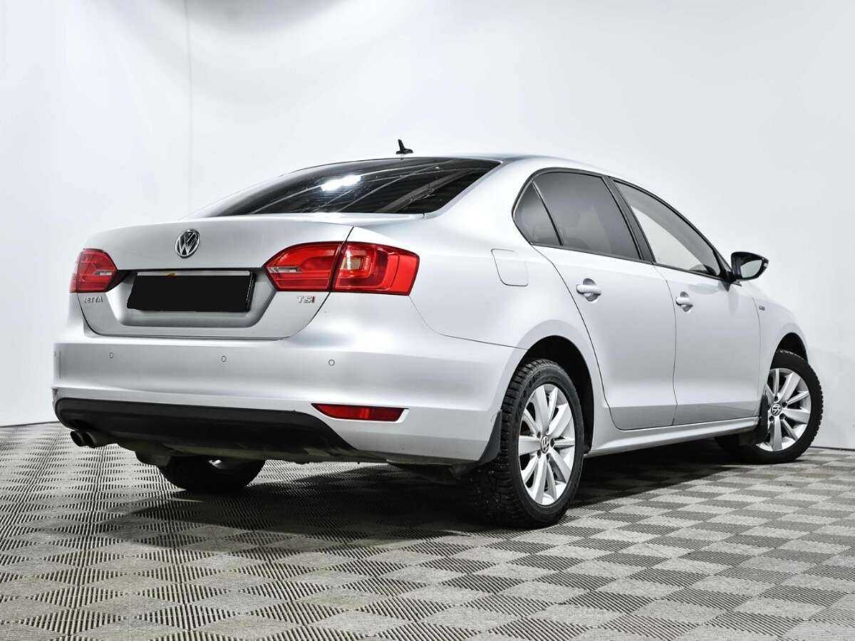 Купить Volkswagen Jetta с пробегом. Фото: #3