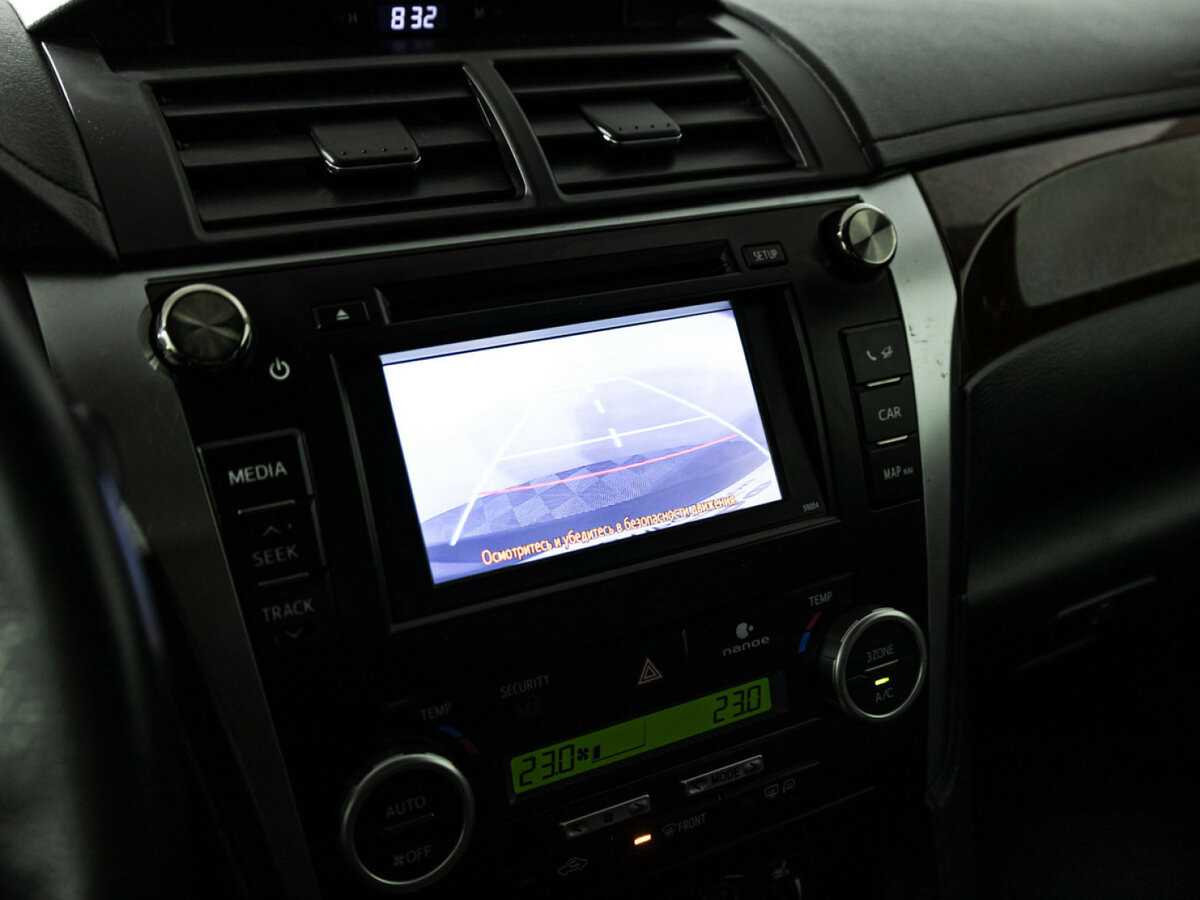 Купить Toyota Camry с пробегом. Фото: #16