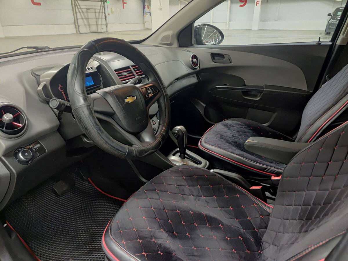 Купить Chevrolet Aveo с пробегом. Фото: #15