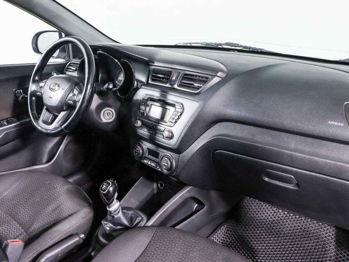 Купить Kia Rio с пробегом. Фото: #8