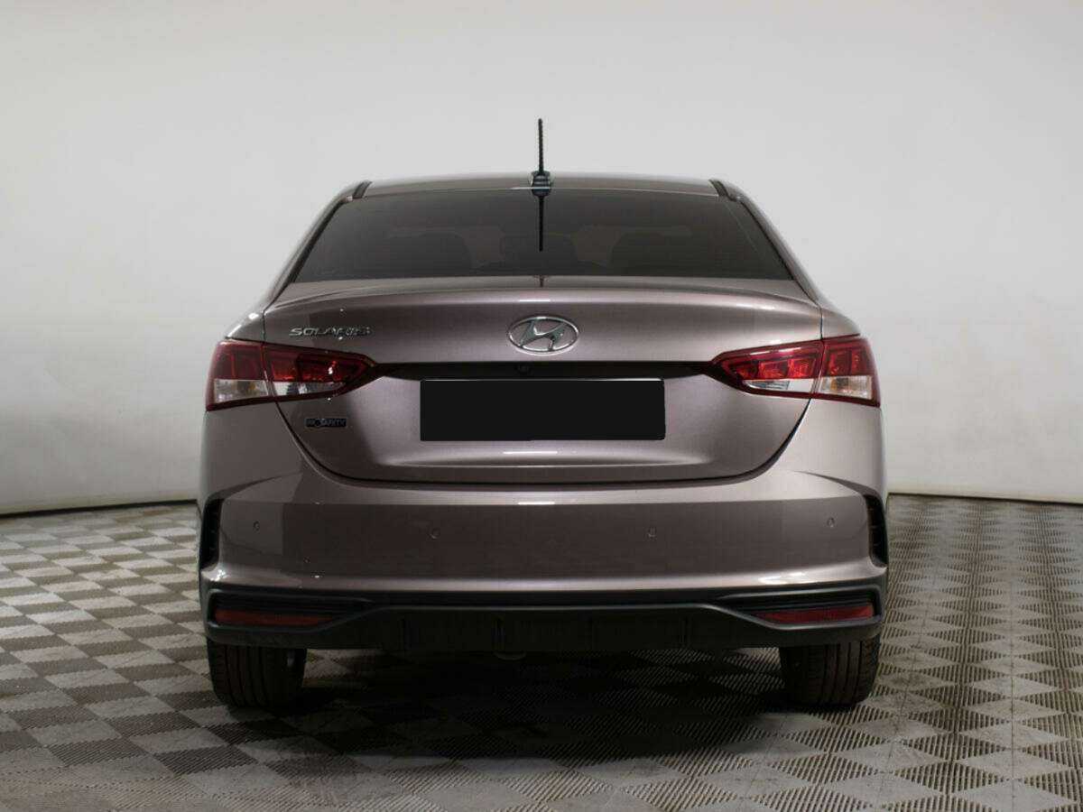 Купить Hyundai Solaris с пробегом. Фото: #5