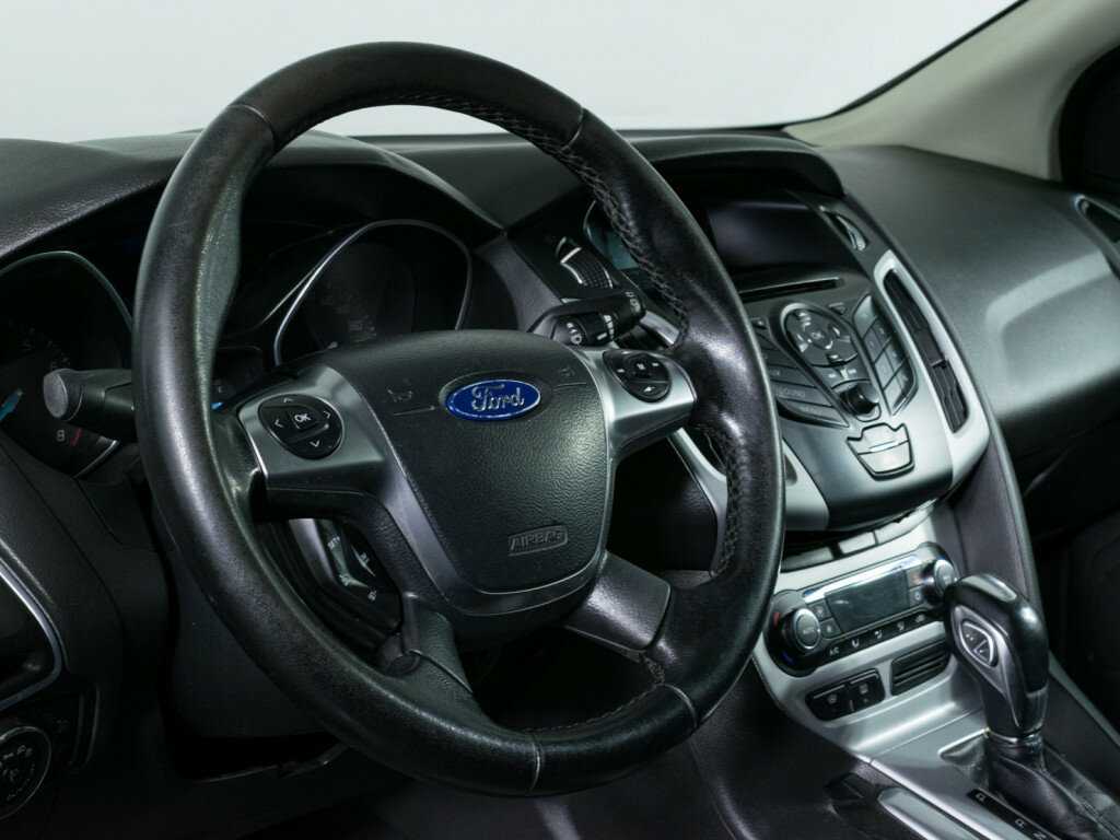 Купить Ford Focus с пробегом. Фото: #11