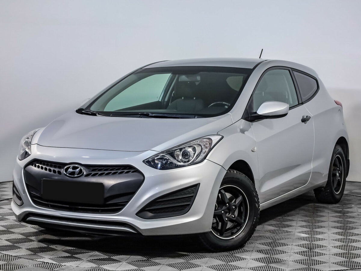 Купить Hyundai i30 с пробегом. Посмотреть фото