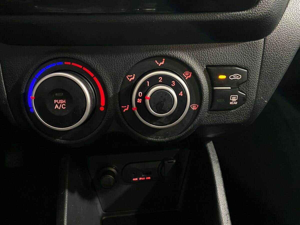 Купить Kia Rio с пробегом. Фото: #14