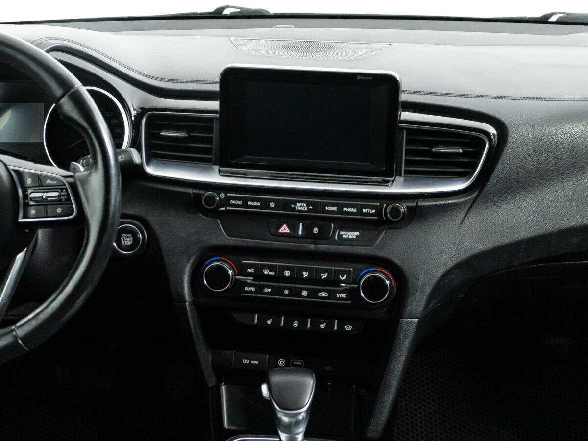 Купить Kia Ceed с пробегом. Фото: #13