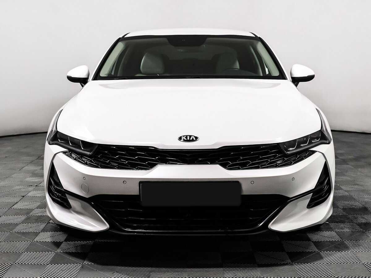 Купить Kia K5 с пробегом. Фото: #1