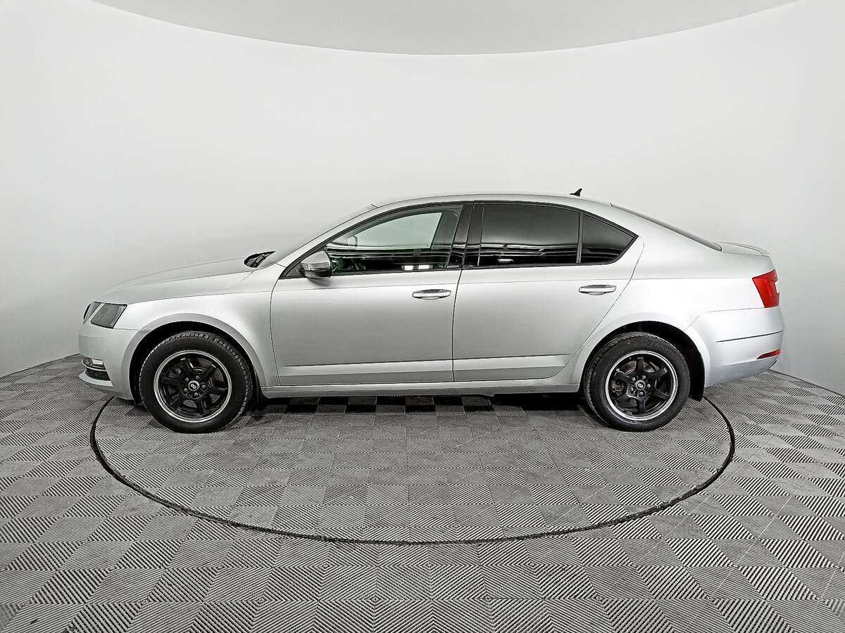 Купить Skoda Octavia с пробегом. Фото: #7