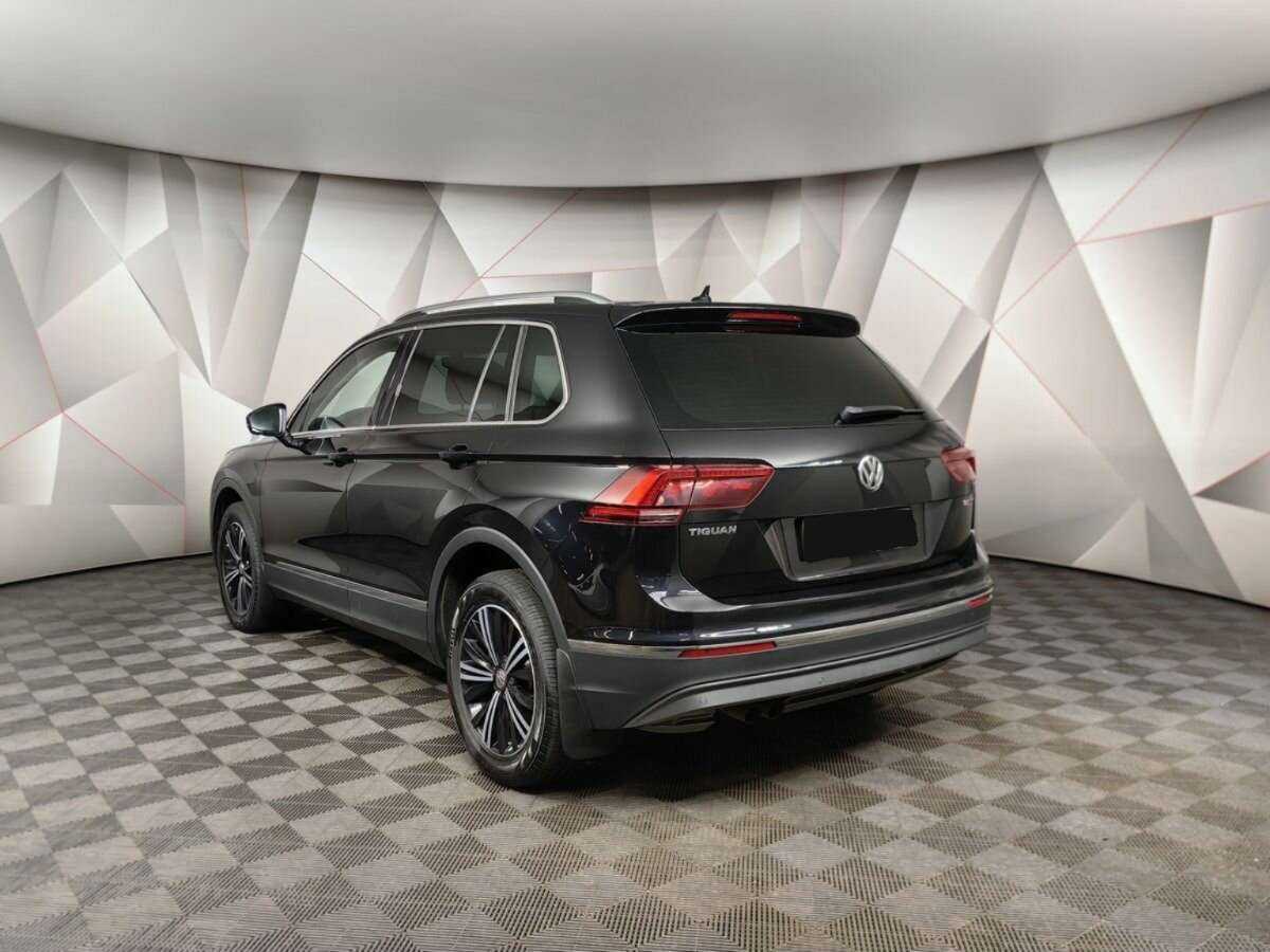 Купить Volkswagen Tiguan с пробегом. Фото: #3