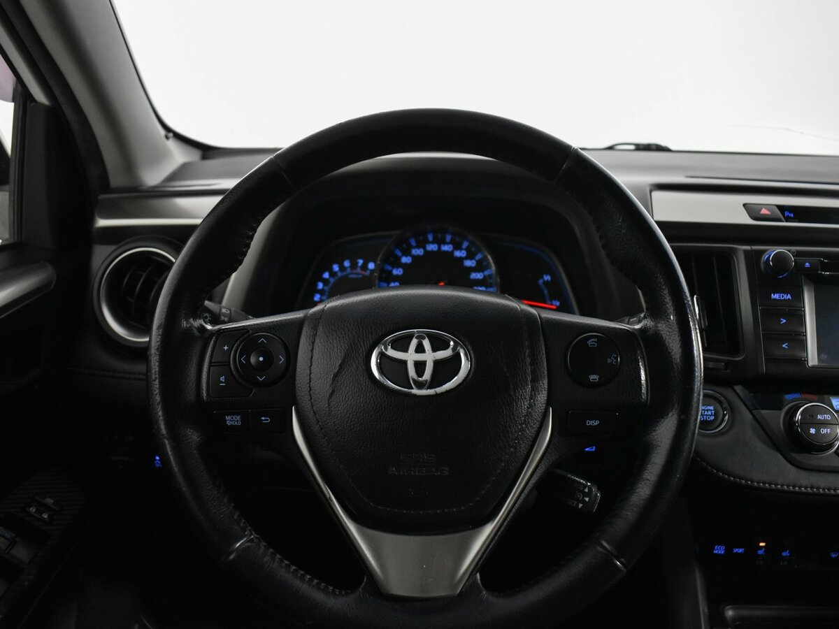 Купить Toyota RAV4 с пробегом. Фото: #17